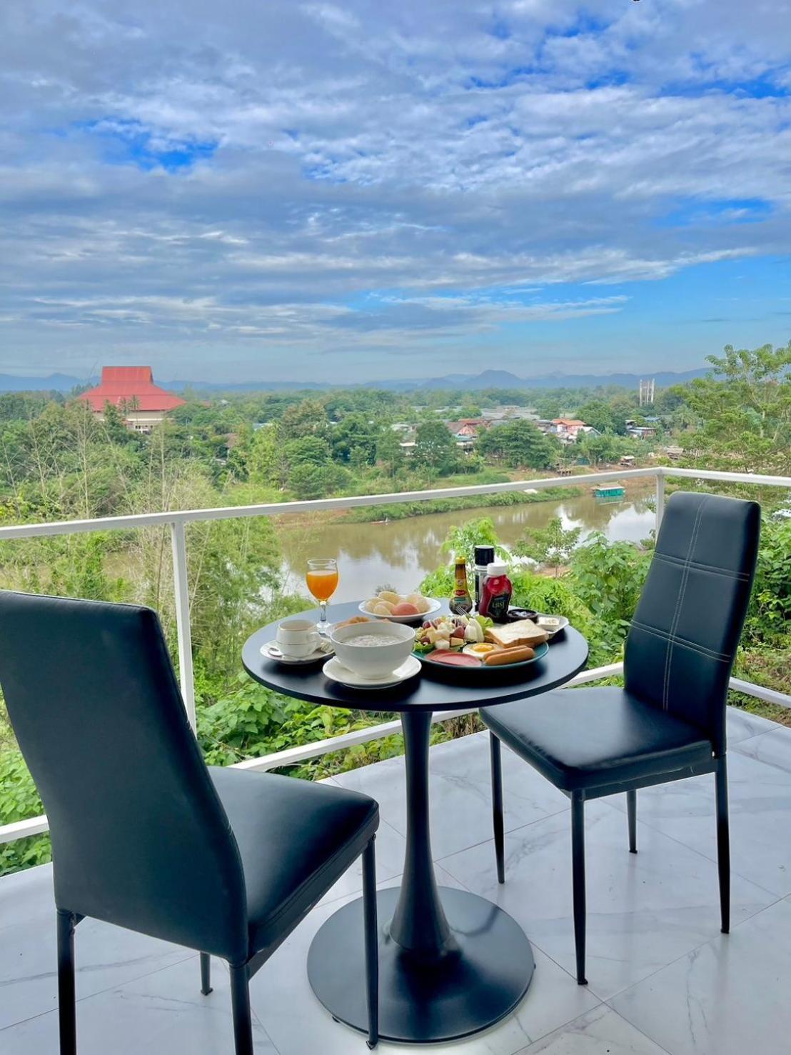 River Valley Resort แอทน่าน 外观 照片